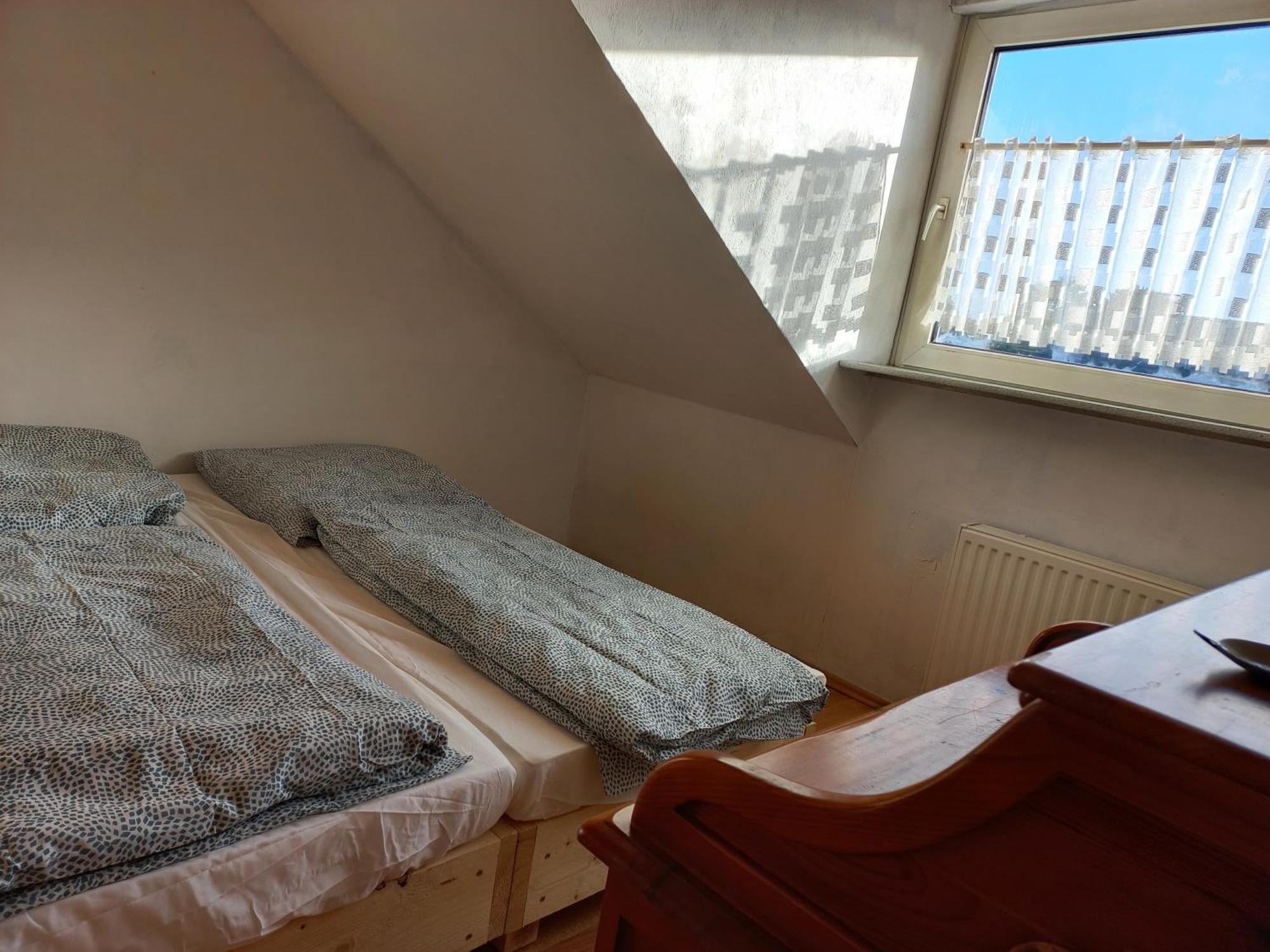 Hoteliving Duesseldorf Airport Ratingen Rum bild